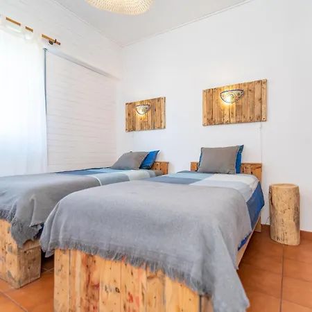 Ticket2surf 3* Palheiros da Tocha